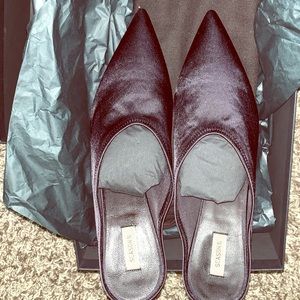 Yeezy Season 6 Women’s Satin Point Back Mules